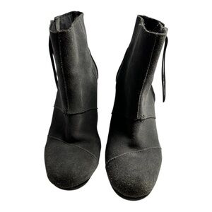 TOMS Desert Wedge Ankle Boots Gray Suede Boho Western Women's Size 7.5 Side Zip